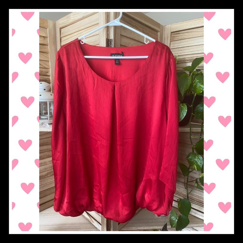 NWT Beautiful Valentine’s Day RED blouse!